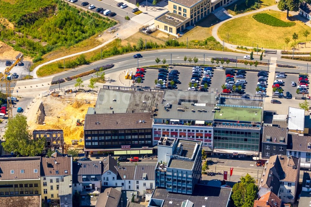 Heiligenhaus from the bird's eye view: New construction site the hotel complex on Hauptstrasse - Basildonplatz in Heiligenhaus in the state North Rhine-Westphalia, Germany