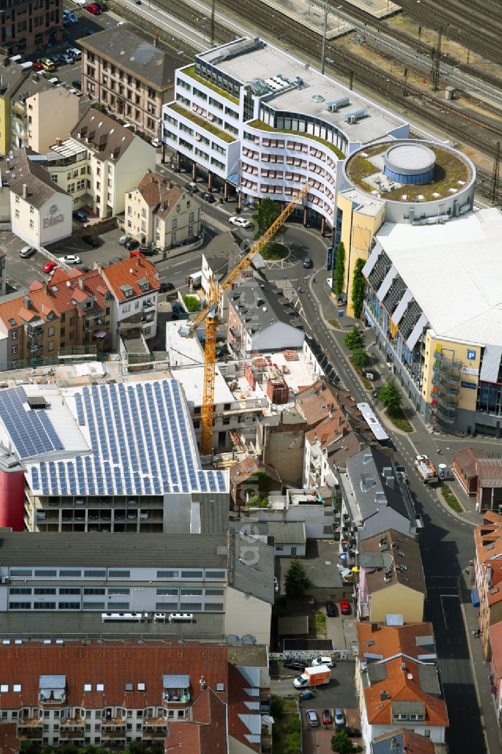 Aerial photograph Aschaffenburg - New construction site the hotel complex Ibis Styles Hotels on Elisenstrasse in the district Innenstadt in Aschaffenburg in the state Bavaria, Germany