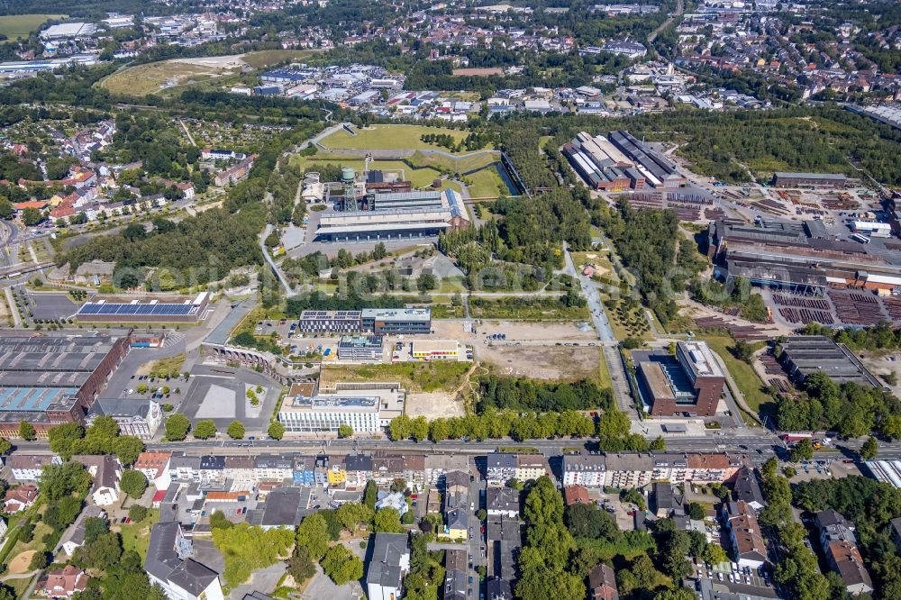 Aerial photograph Bochum - New construction site the hotel complex on Jahrhunderthalle Westpark on Alleestrasse in the district Stahlhausen in Bochum in the state North Rhine-Westphalia, Germany