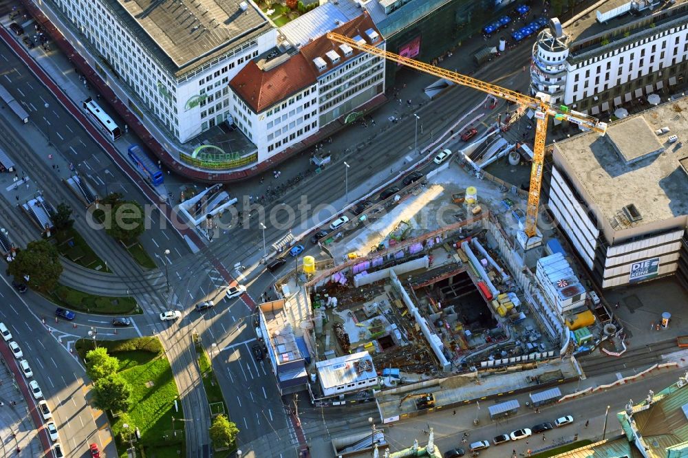 Aerial photograph München - New construction site the hotel complex Koenigshof on Bayerstrasse - Karlsplatz - Prielmayerstrasse in the district Ludwigsvorstadt-Isarvorstadt in Munich in the state Bavaria, Germany