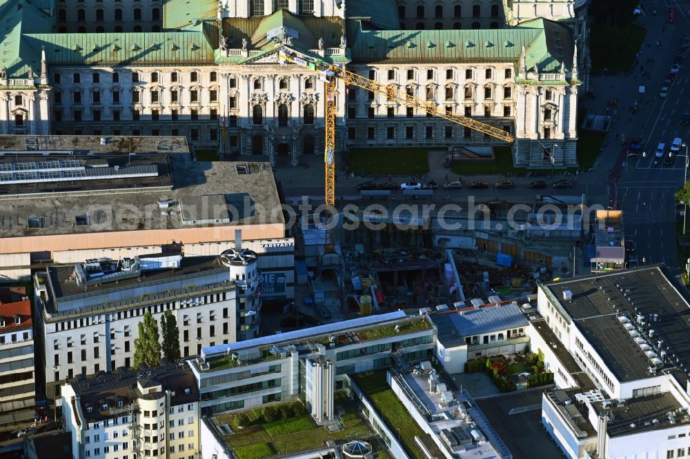 Aerial image München - New construction site the hotel complex Koenigshof on Bayerstrasse - Karlsplatz - Prielmayerstrasse in the district Ludwigsvorstadt-Isarvorstadt in Munich in the state Bavaria, Germany