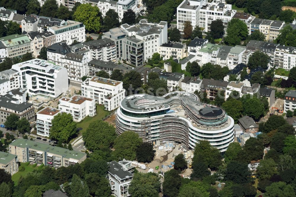 Hamburg from the bird's eye view: New construction site the hotel complex Luxushotel The Fontenay an der Aussenalster im Stadtteil Rotherbaum in Hamburg