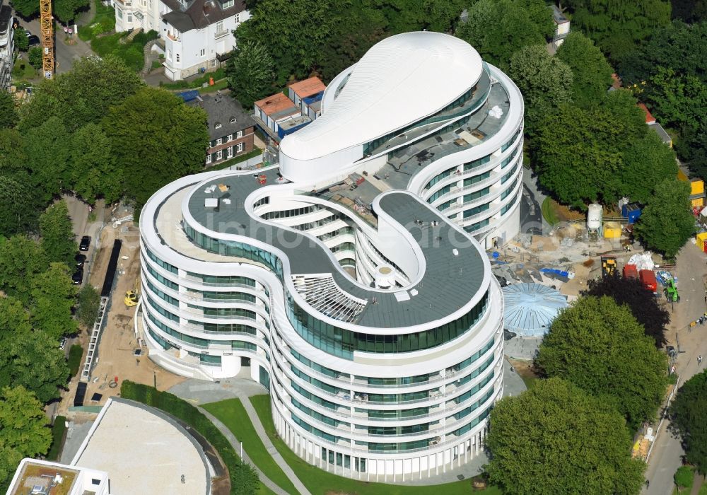 Aerial image Hamburg - New construction site the hotel complex Luxushotel The Fontenay an der Aussenalster im Stadtteil Rotherbaum in Hamburg