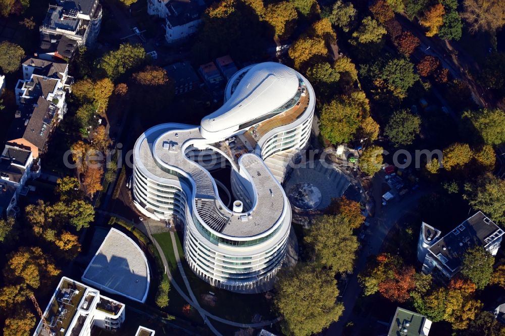 Hamburg from the bird's eye view: New construction site the hotel complex Luxushotel The Fontenay an der Aussenalster im Stadtteil Rotherbaum in Hamburg