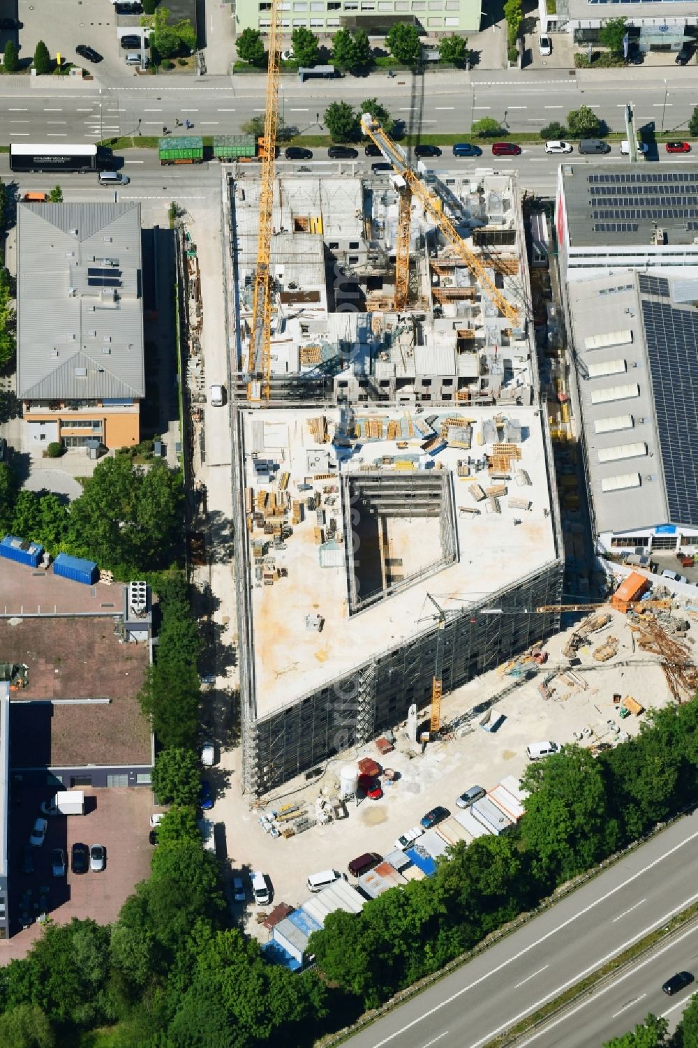 Aerial image München - New construction site the hotel complex niu Loco in the district Schwabing-Freimann in Munich in the state Bavaria, Germany