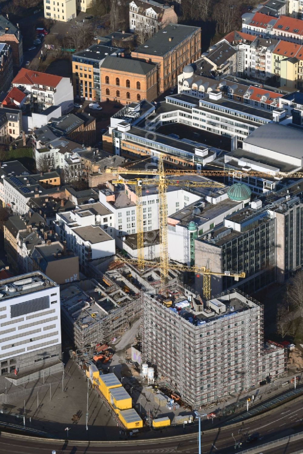 Aerial photograph Halle (Saale) - New construction site the hotel complex niu ridge Hotel on Riebeckplatz in Halle (Saale) in the state Saxony-Anhalt, Germany