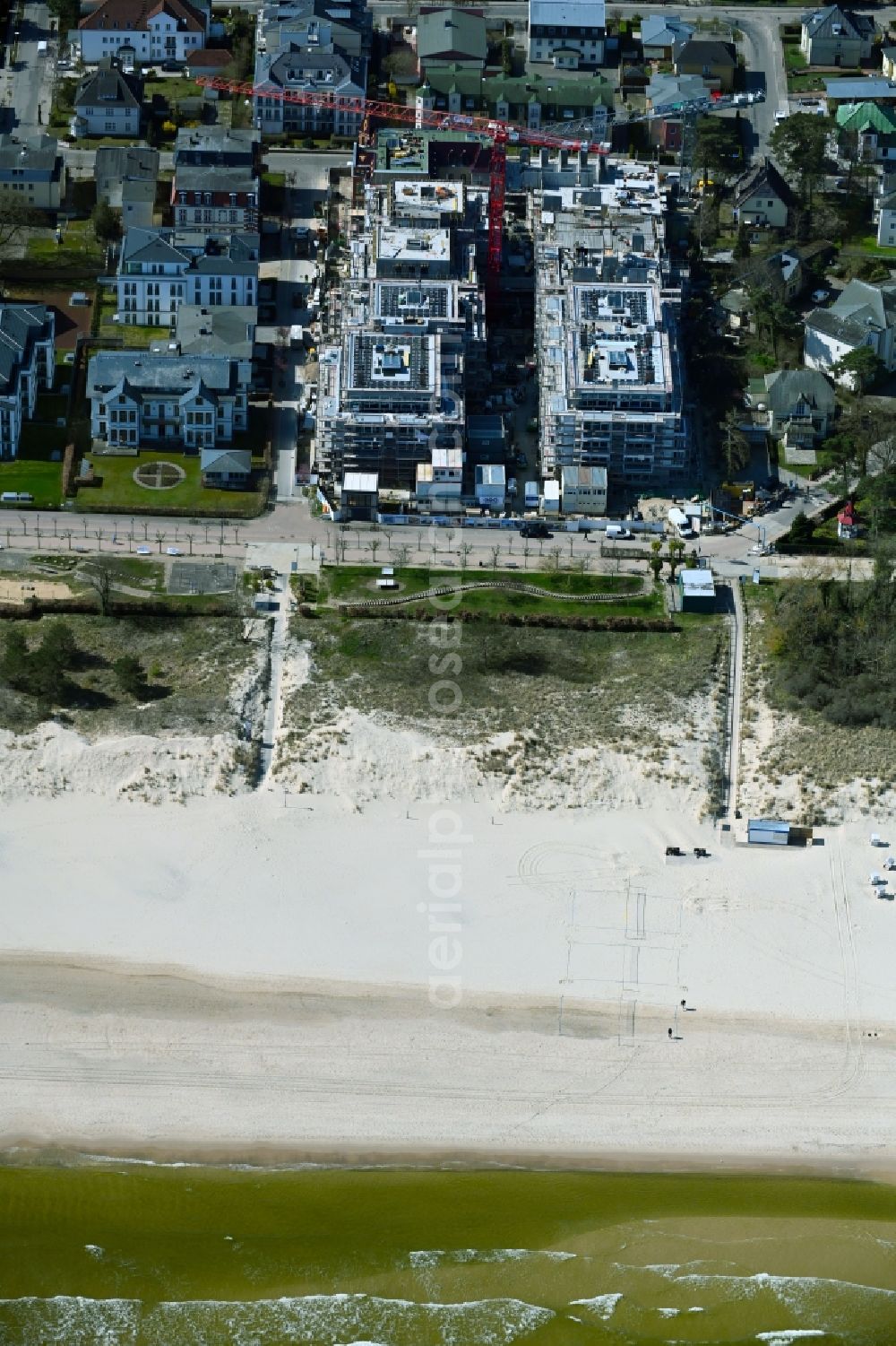 Seebad Ahlbeck from the bird's eye view: New construction site the hotel complex between Goethestrasse - Rathenaustrasse - Duenenstrasse in Seebad Ahlbeck in the state Mecklenburg - Western Pomerania, Germany