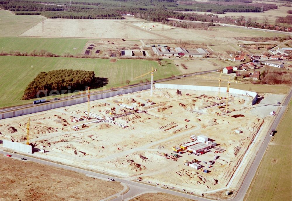 Aerial photograph Duben - New construction site on the prison premises and security fencing of the prison Luckau-Duben in Duben in the state Brandenburg, Germany