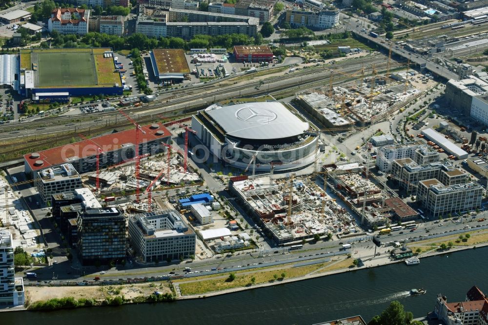 Berlin from above - Construction site for the new building eines Kino- Freizeit- and Hotelkomplexes on Anschutz- Areal along of Muehlenstrasse in the district Bezirk Friedrichshain-Kreuzberg in Berlin, Germany