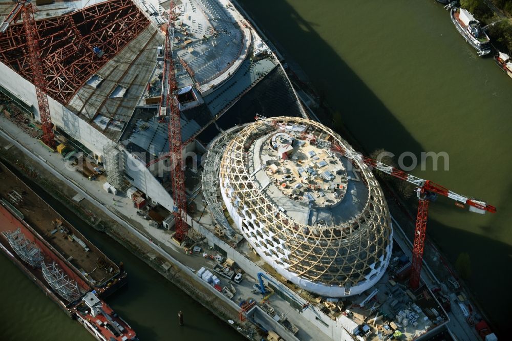 Aerial photograph Sèvres Sevres - Construction site for the new building des Konzerthauses Le dome de la Cite Musicale in Sevres Sevres in Ile-de-France, France. The design of the architectural firm Shigeru Ban is implemented by the contractors LeMoniteur.fr