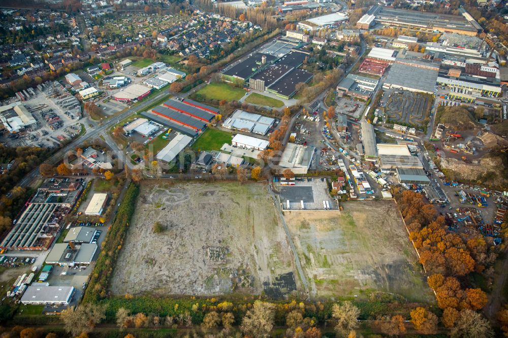 Aerial image Dinslaken - Construction site of power plants and exhaust towers of thermal power station DHE - Dinslakener Holz-Energiezentrum in Dinslaken at Ruhrgebiet in the state North Rhine-Westphalia, Germany