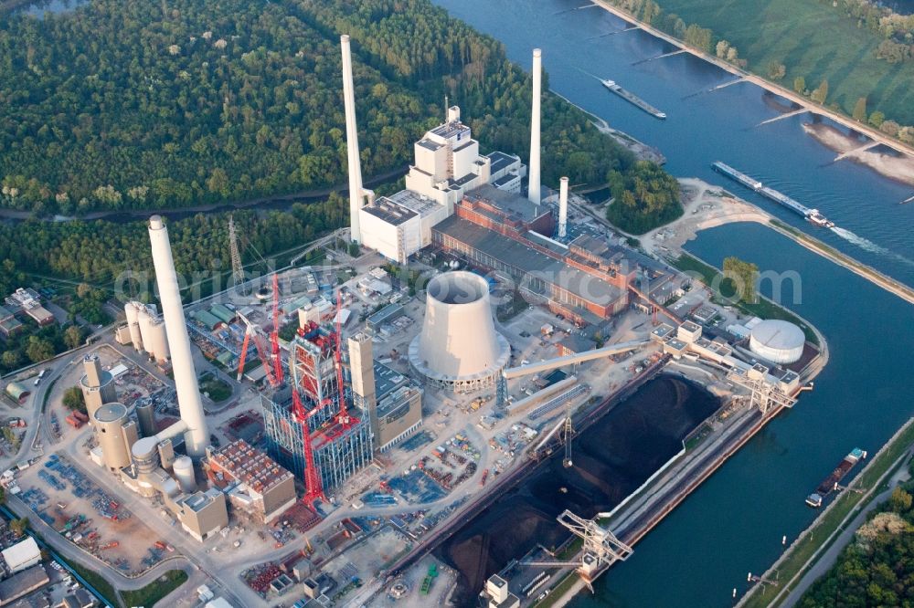 Aerial photograph Karlsruhe - Construction site of power plants and exhaust towers of thermal power station EnBW Energie Baden-Wuerttemberg AG, Rheinhafen-Dampfkraftwerk Karlsruhe in Karlsruhe in the state Baden-Wuerttemberg, Germany