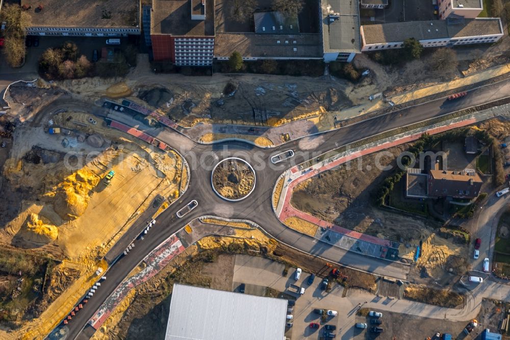 Aerial image Dorsten - New construction of the road at the roundabout - road Bismarckstrasse - Am Gueterbahnhof - Holzplatz in Dorsten in the state North Rhine-Westphalia, Germany