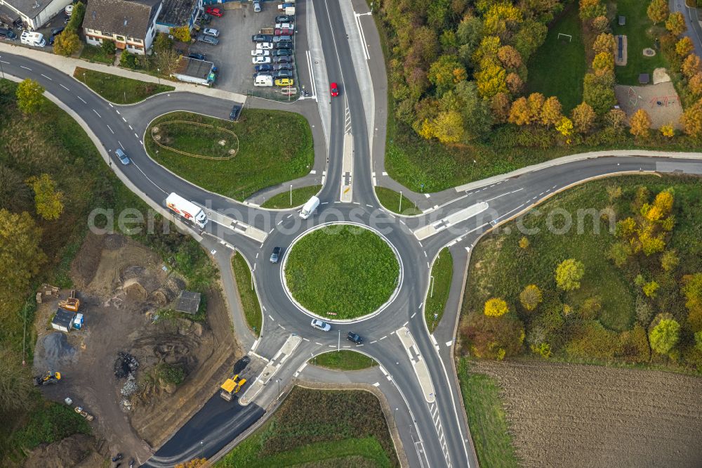 Aerial photograph Bergkamen - New construction of the road at the roundabout - road of Erich-Ollenhauer-Strasse - In der Schlenke in Bergkamen in the state North Rhine-Westphalia, Germany