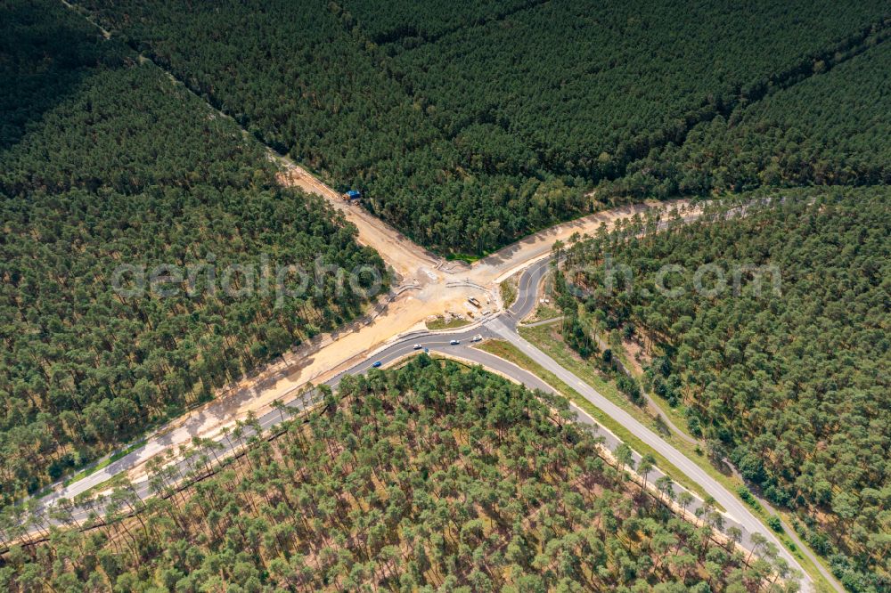 Aerial photograph Grünheide (Mark) - New construction of the road at the roundabout - road L23 - L38 on street L23 in the district Spreeau in Gruenheide (Mark) in the state Brandenburg, Germany