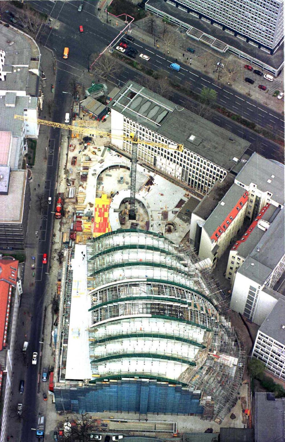 Berlin from the bird's eye view: Construction of the Ludwig Erhard Haus (LEH) in Berlin Charlottenburg. The LEH was built by the architects Nicholas Grimshaw & Partner. In the building are the IHK Berlin, the Berlin Stock Exchange and other important institutions of the regional economy