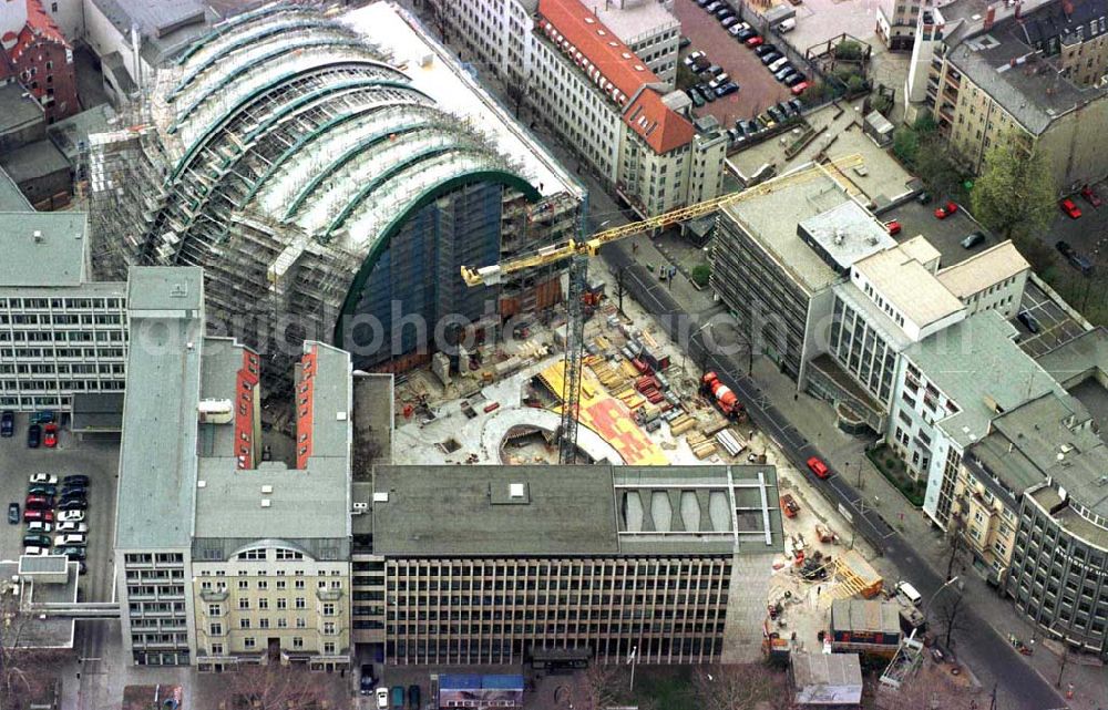 Aerial image Berlin - Construction of the Ludwig Erhard Haus (LEH) in Berlin Charlottenburg. The LEH was built by the architects Nicholas Grimshaw & Partner. In the building are the IHK Berlin, the Berlin Stock Exchange and other important institutions of the regional economy