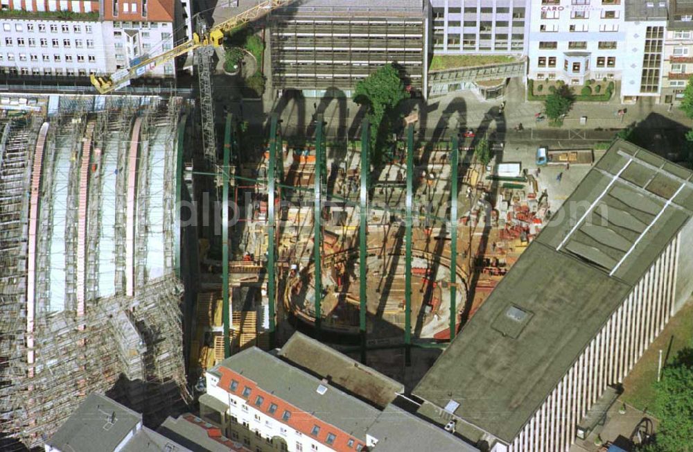 Aerial image Berlin - Construction of the Ludwig Erhard Haus (LEH) in Berlin Charlottenburg. The LEH was built by the architects Nicholas Grimshaw & Partner. In the building are the IHK Berlin, the Berlin Stock Exchange and other important institutions of the regional economy