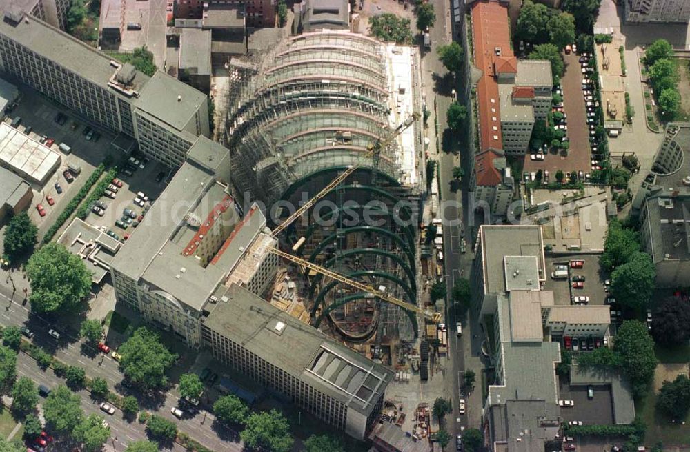 Aerial photograph Berlin - Construction of the Ludwig Erhard Haus (LEH) in Berlin Charlottenburg. The LEH was built by the architects Nicholas Grimshaw & Partner. In the building are the IHK Berlin, the Berlin Stock Exchange and other important institutions of the regional economy