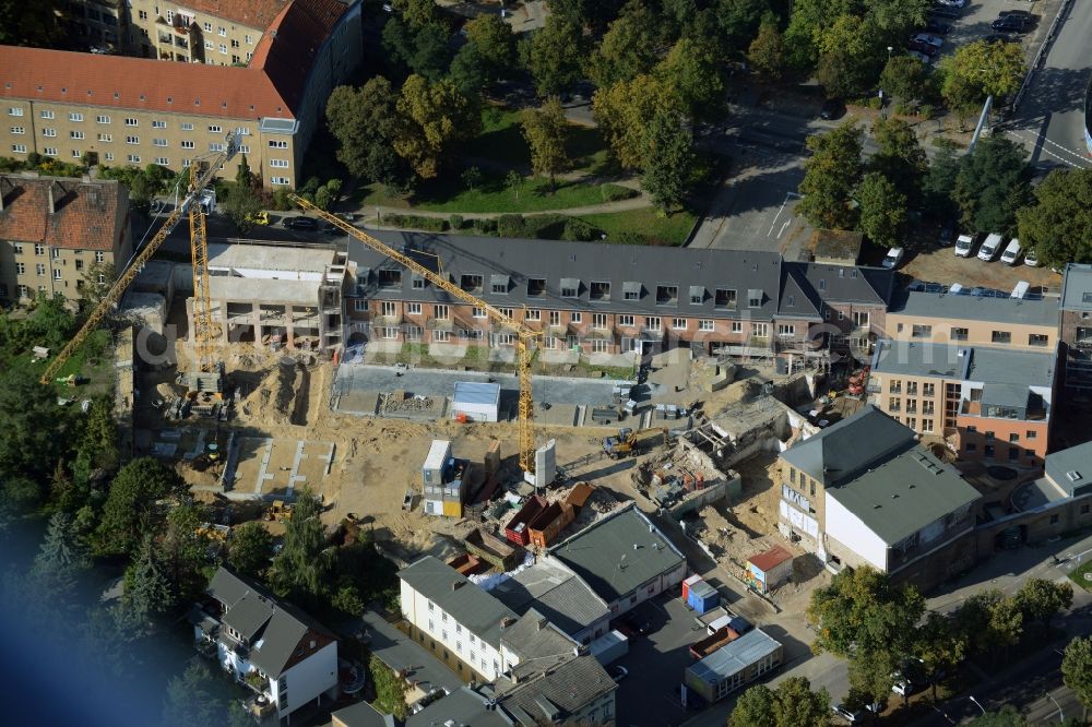 Potsdam from the bird's eye view: Construction site for the new building LUME ACHT - Living at the Einsteinhof in Potsdam in the state Brandenburg