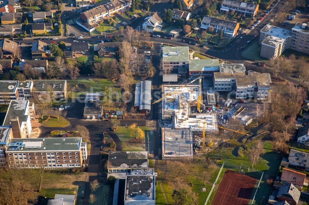 Hamm from above - Construction site for the new building of the LWL-Schule for patients of LWL university hospital at Heithofer Allee midst a residential area in Hamm in the state North Rhine-Westphalia