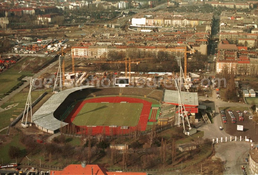 Aerial photograph Berlin - Construction site for the new building of Max-Schmeling-Halle in Friedrich-Ludwig-Jahn-Sportpark in the district Prenzlauer Berg in Berlin, Germany