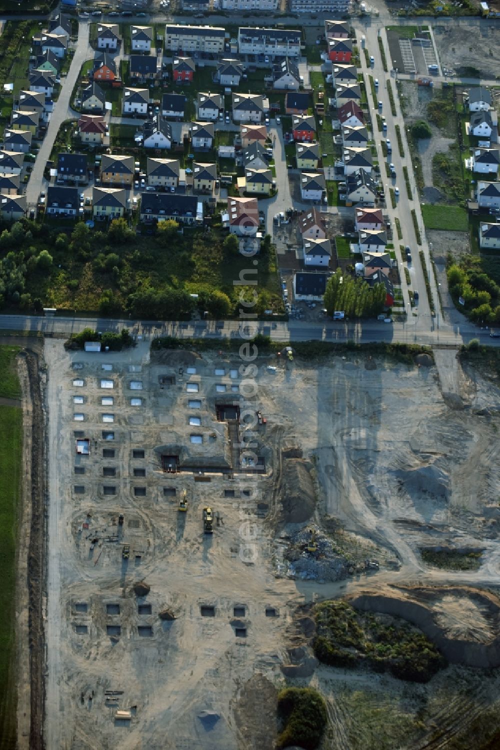 Aerial image Berlin - Construction site for the new building home-center of the Porta-Group at Pilgramer street in the district Mahlsdorf in Berlin