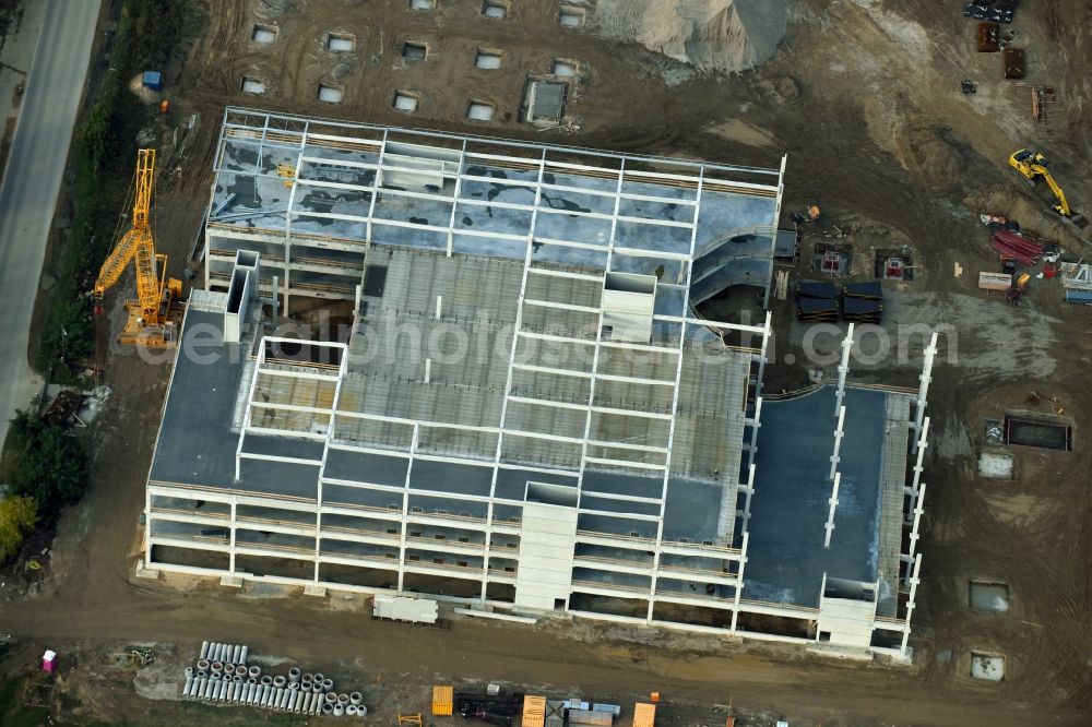 Aerial photograph Berlin - Construction site for the new building home-center of the Porta-Group at Pilgramer street in the district Mahlsdorf in Berlin