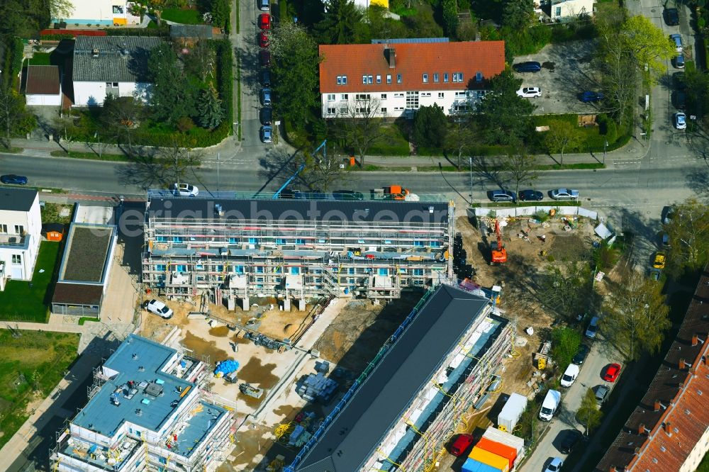 Berlin from above - Construction site to build a new multi-family residential complex ALTE GAeRTNEREI of PROJECT Immobilien Wohnen AG on Sundgauer Strasse corner Schlettstadter Strasse in Berlin, Germany