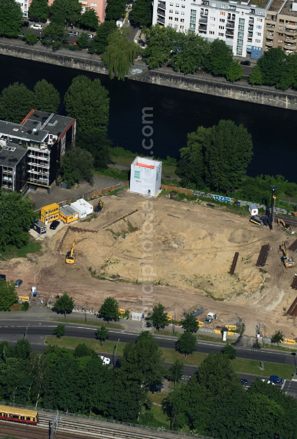 Aerial image Berlin - Construction site to build a new multi-family residential complex Altonaer Strasse - Bachstrasse in Berlin