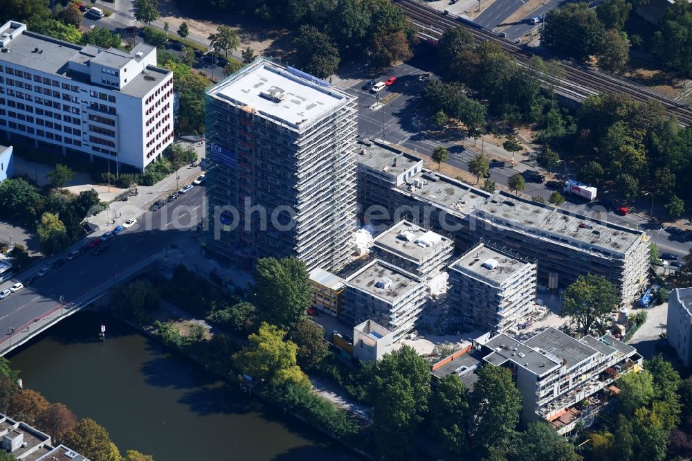 Berlin from the bird's eye view: Construction site to build a new multi-family residential complex Altonaer Strasse - Bachstrasse in Berlin