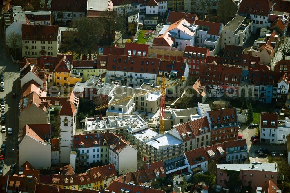 Aerial image Erfurt - Construction site to build a new multi-family residential complex Altstadtquartier am Georgsturm on Georgsgasse - Weisse Gasse in the district Altstadt in Erfurt in the state Thuringia, Germany