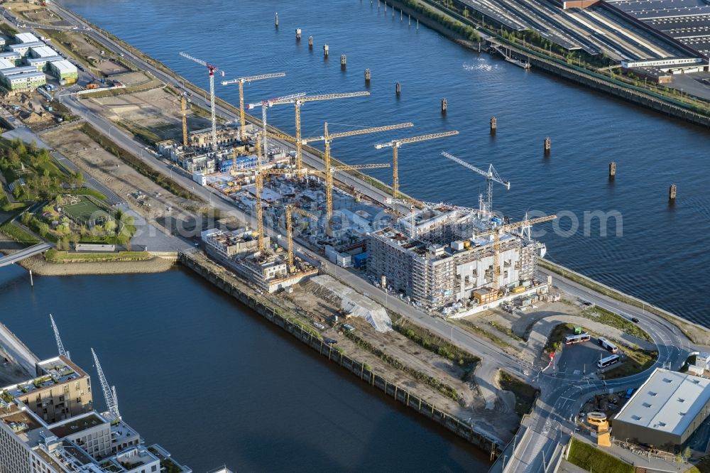 Aerial photograph Hamburg - Construction site to build a new multi-family residential complex Baakenhafen on Baakenallee in Hamburg, Germany