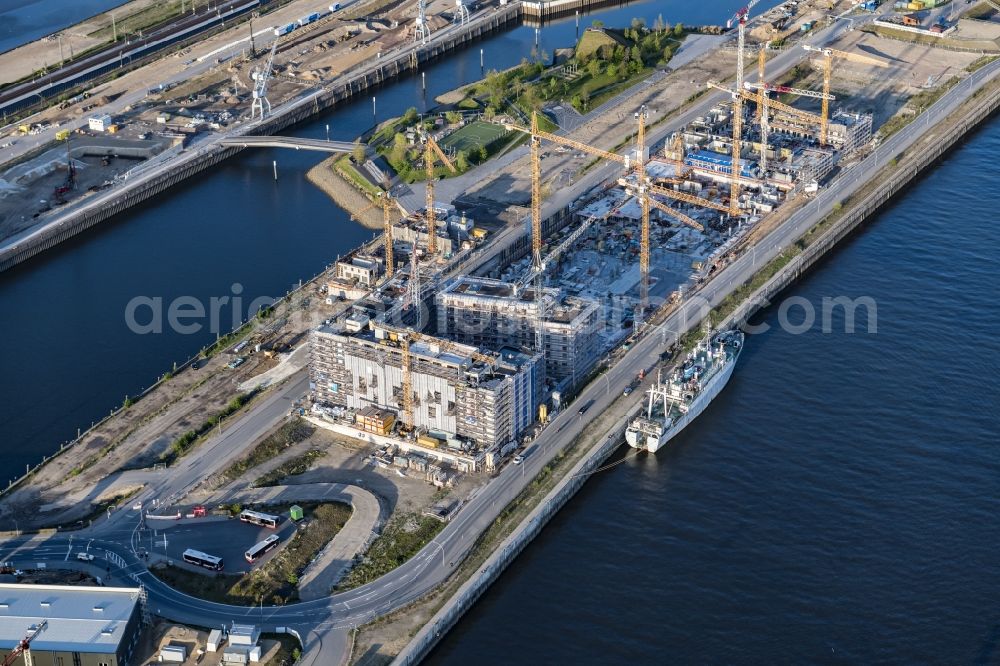 Hamburg from above - Construction site to build a new multi-family residential complex Baakenhafen on Baakenallee in Hamburg, Germany