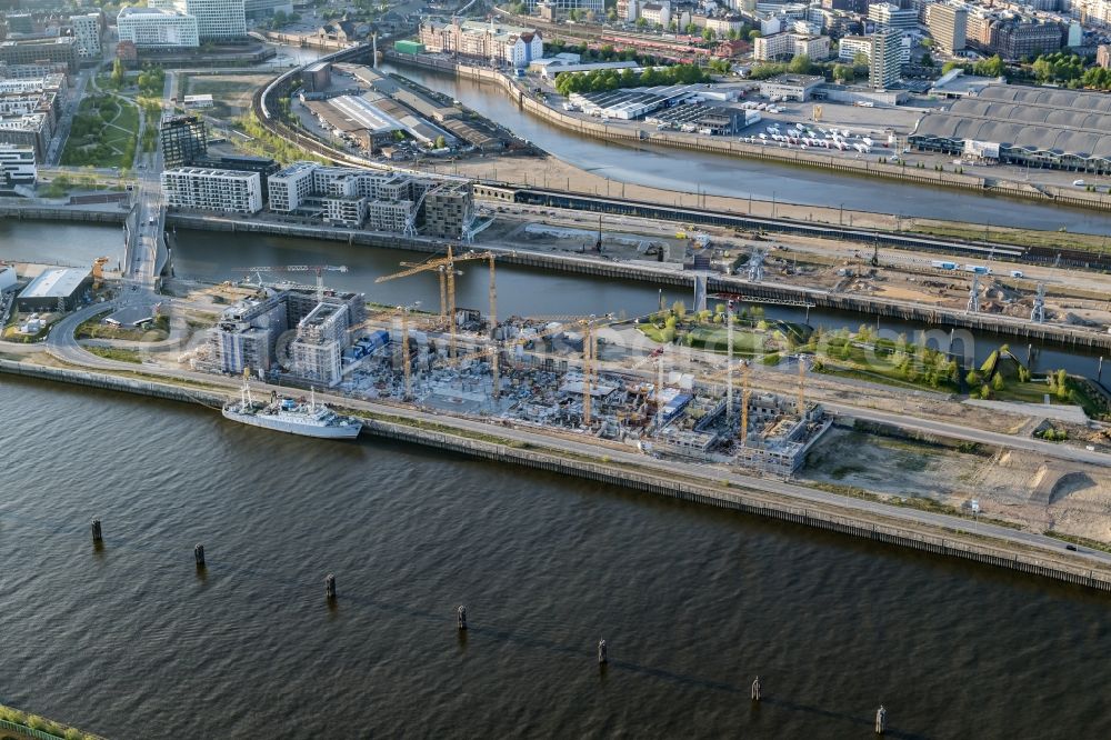 Hamburg from above - Construction site to build a new multi-family residential complex Baakenhafen on Baakenallee in Hamburg, Germany