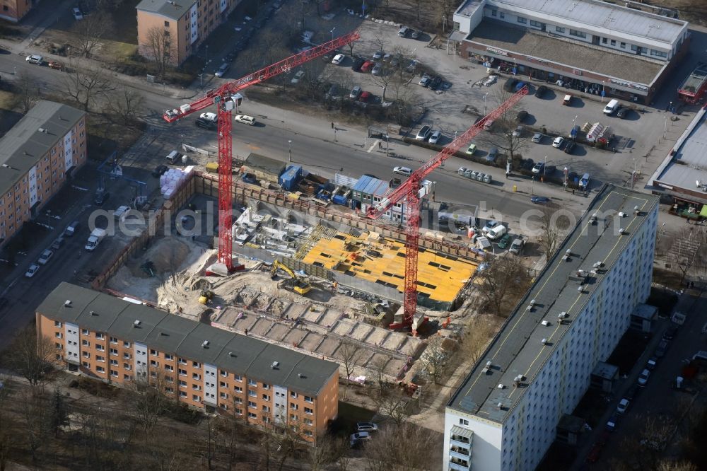 Berlin from the bird's eye view: Construction site to build a new multi-family residential complex Balatonstrasse Ecke Volkradstrasse in the district Friedrichsfelde in Berlin