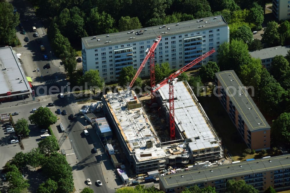 Aerial image Berlin - Construction site to build a new multi-family residential complex Balatonstrasse Ecke Volkradstrasse in the district Friedrichsfelde in Berlin