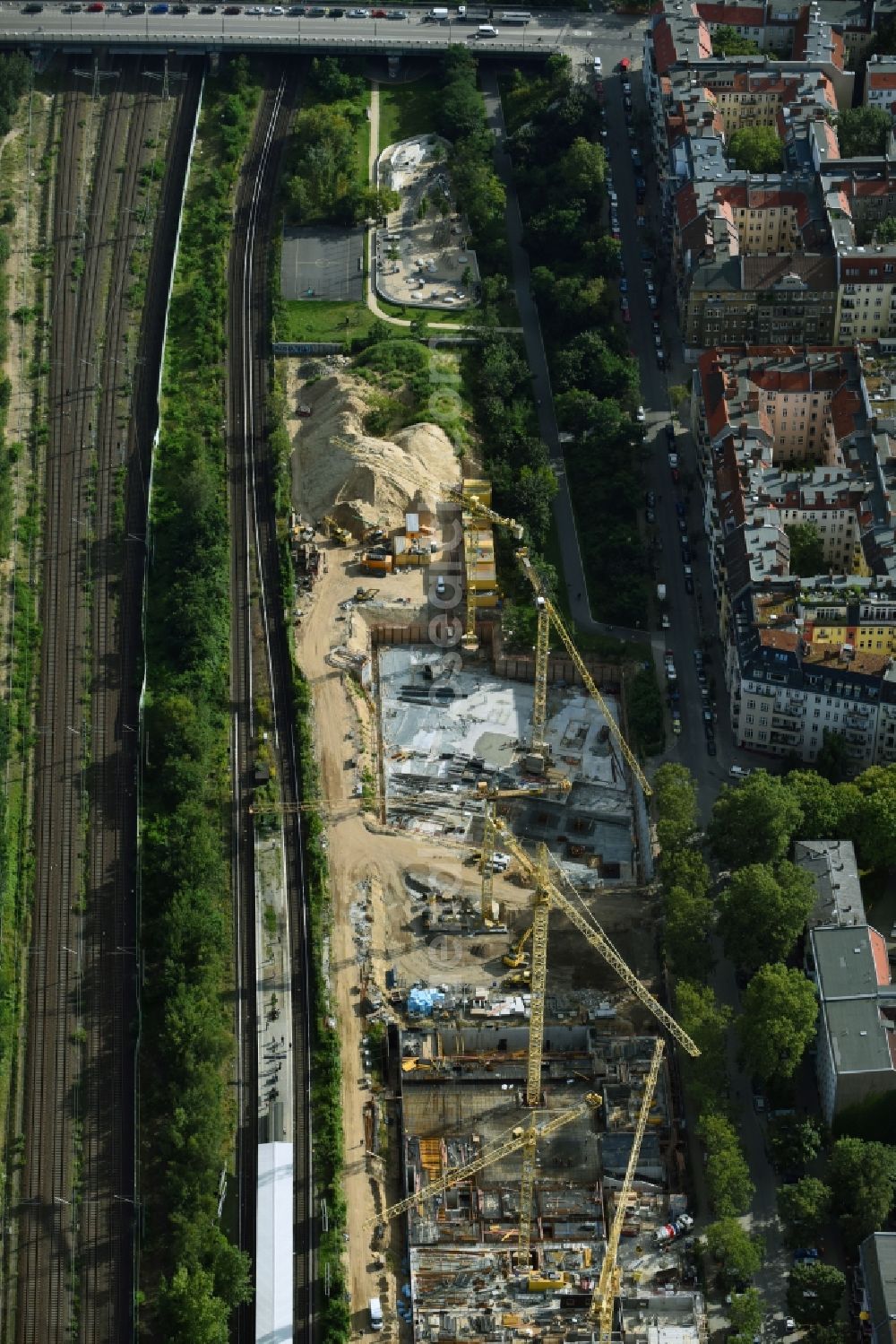 Aerial photograph Berlin - Construction site to build a new multi-family residential complex on Bautzener Strasse in Berlin, Germany