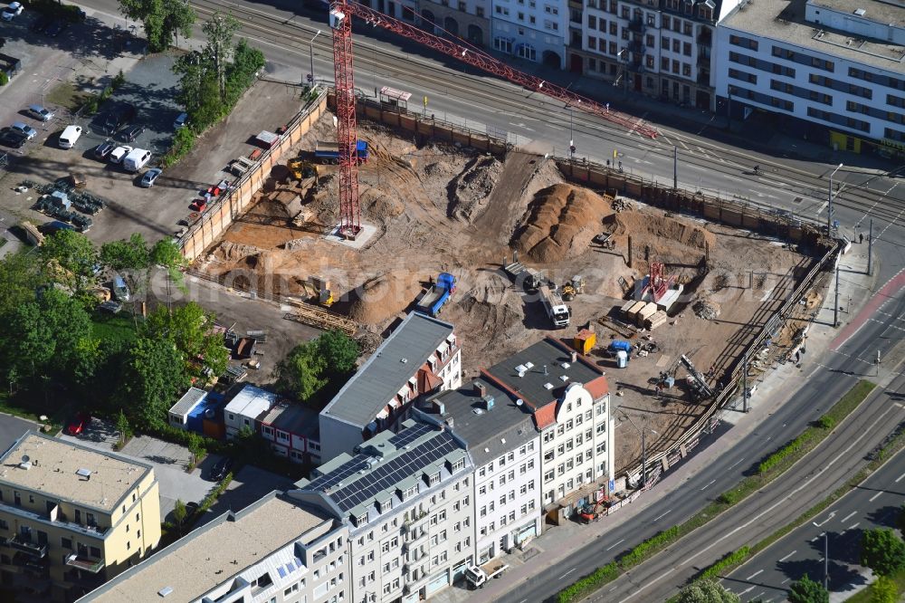 Dresden from the bird's eye view: Construction site to build a new multi-family residential complex of BAUWI Bau and Beton GmbH on Weisseritzstrasse - Friedrichstrasse in Dresden in the state Saxony, Germany