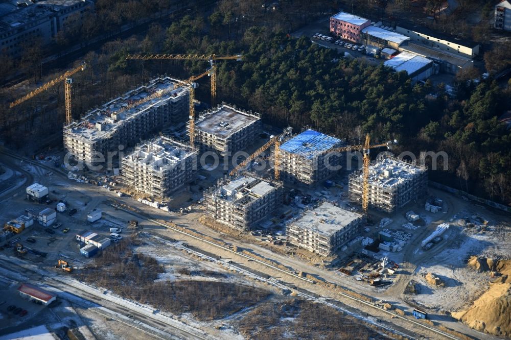 Aerial photograph Potsdam - Construction site to build a new multi-family residential complex at Heinrich-Mann-Avenue in the district Waldstadt I in Potsdam in the state Brandenburg. Involved company is Heinrich-Mann-Allee 95 Grundstuecksgesellschaft mbH