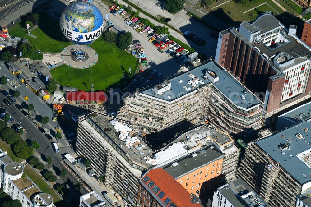 Aerial photograph Berlin - Construction site to build a new multi-family residential complex Charlie Livin of Trockland Management GmbH along the Zimmerstrasse and Mauerstrasse in the district Mitte in Berlin, Germany