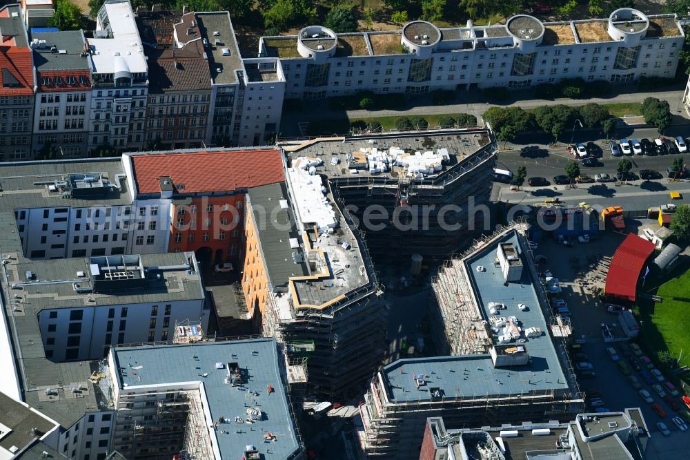 Aerial photograph Berlin - Construction site to build a new multi-family residential complex Charlie Livin of Trockland Management GmbH along the Zimmerstrasse and Mauerstrasse in the district Mitte in Berlin, Germany