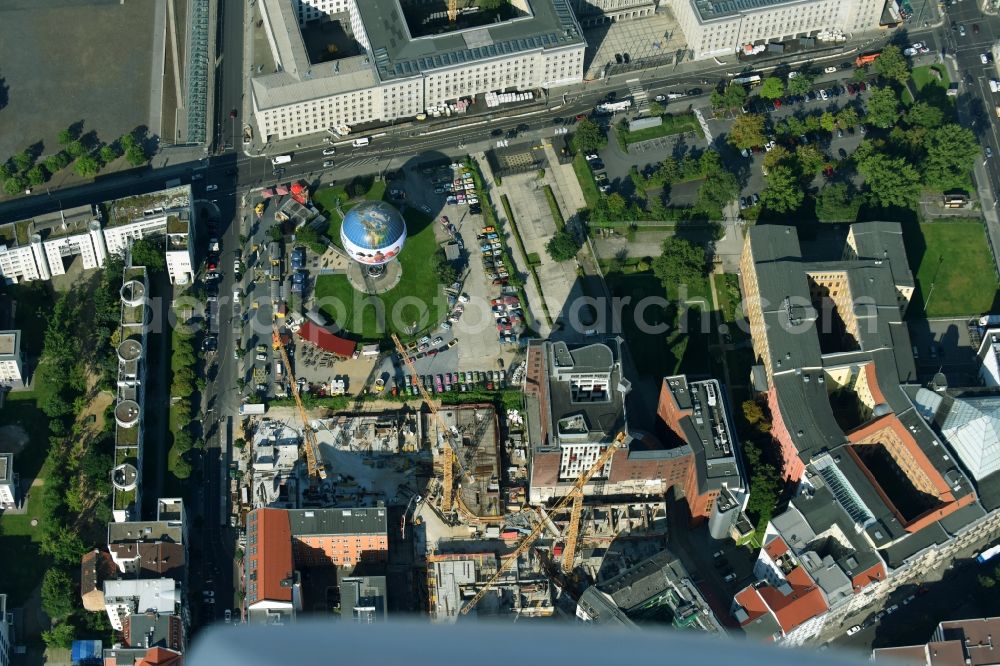 Aerial photograph Berlin - Construction site to build a new multi-family residential complex Charlie Livin of Trockland Management GmbH along the Zimmerstrasse and Mauerstrasse in the district Mitte in Berlin, Germany