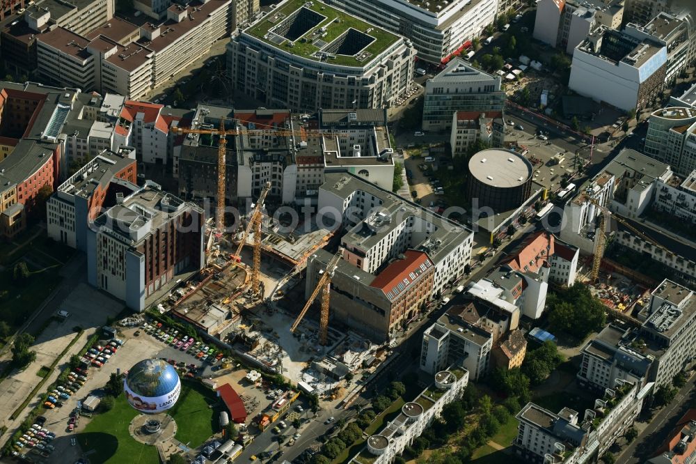 Aerial photograph Berlin - Construction site to build a new multi-family residential complex Charlie Livin of Trockland Management GmbH along the Zimmerstrasse and Mauerstrasse in the district Mitte in Berlin, Germany