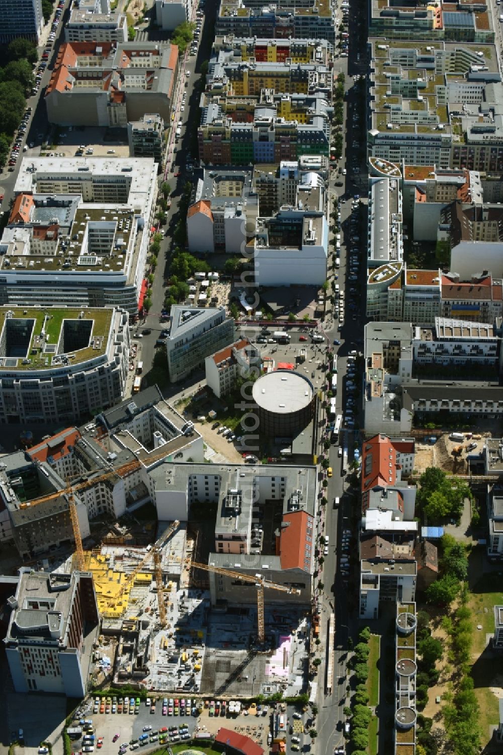 Berlin from above - Construction site to build a new multi-family residential complex Charlie Livin of Trockland Management GmbH along the Zimmerstrasse and Mauerstrasse in the district Mitte in Berlin, Germany