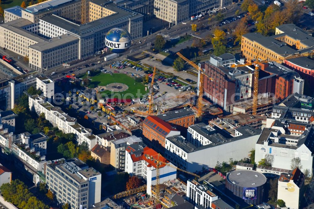 Aerial photograph Berlin - Construction site to build a new multi-family residential complex Charlie Livin of Trockland Management GmbH along the Zimmerstrasse and Mauerstrasse in the district Mitte in Berlin, Germany