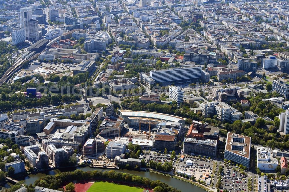 Berlin from above - Construction site to build a new multi-family residential complex No.1 Charlottenburg on Wegelystrasse zum Spree- Ufer in the district Charlottenburg in Berlin, Germany