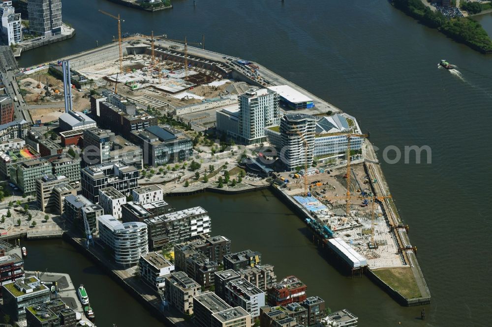 Aerial photograph Hamburg - Construction site to build a new multi-family residential complex of DC DEVELOPMENTS GMBH & CO. KG on Strandkai in the district HafenCity in Hamburg, Germany