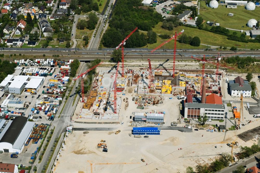 München from the bird's eye view: Construction site to build a new multi-family residential complex DIAMALTPARK of ISARIA Wohnbau AG Am Muenchfeld in Munich in the state Bavaria, Germany