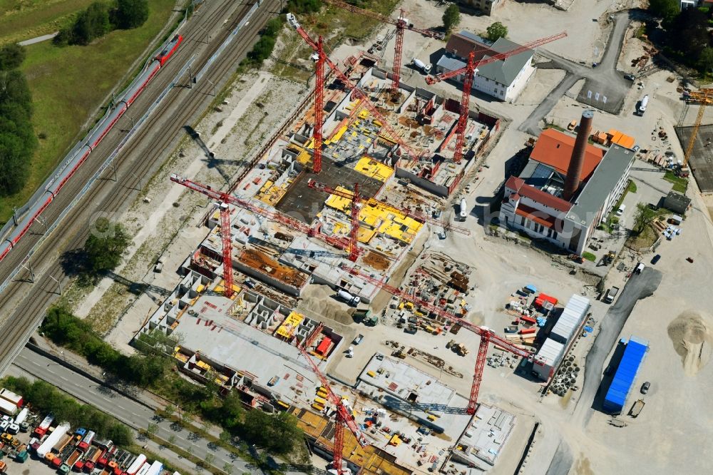 Aerial image München - Construction site to build a new multi-family residential complex DIAMALTPARK of ISARIA Wohnbau AG Am Muenchfeld in Munich in the state Bavaria, Germany